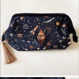 WANTED CHARLOTTE TILBURY CELESTIAL MAKEUP BAG